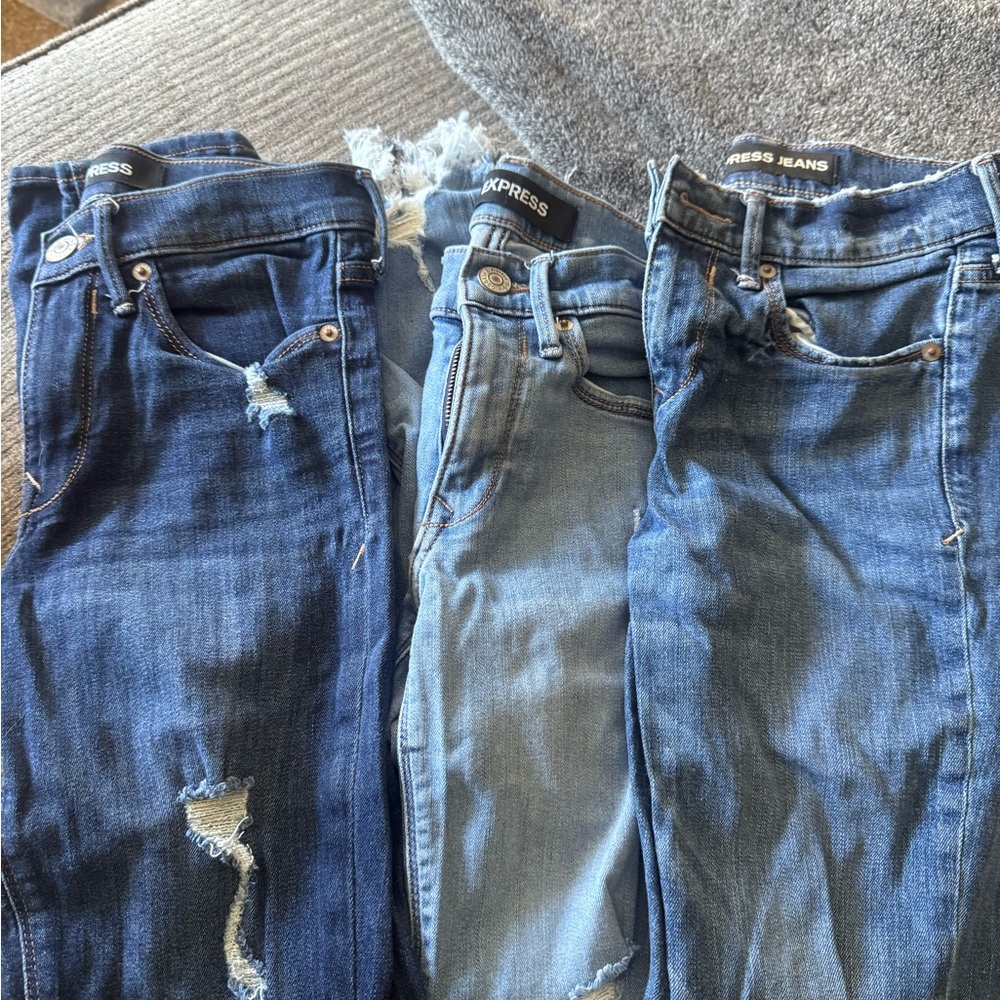 Express Women's Distressed Blue Skinny Jeans